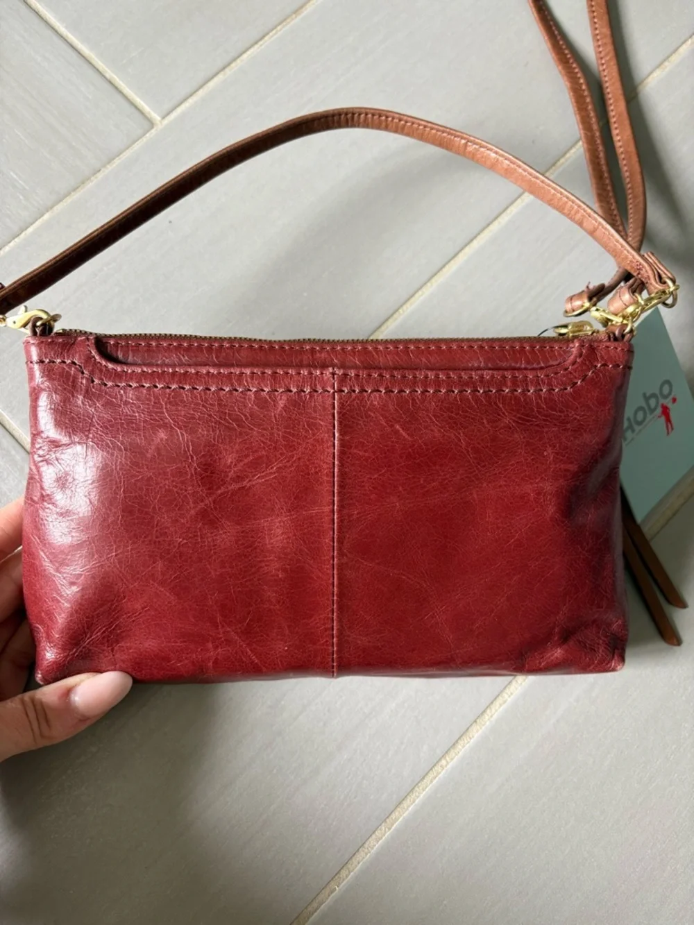 HOBO Darcy Crossbody Polished Leather | Crossbody and Shoulder Bag